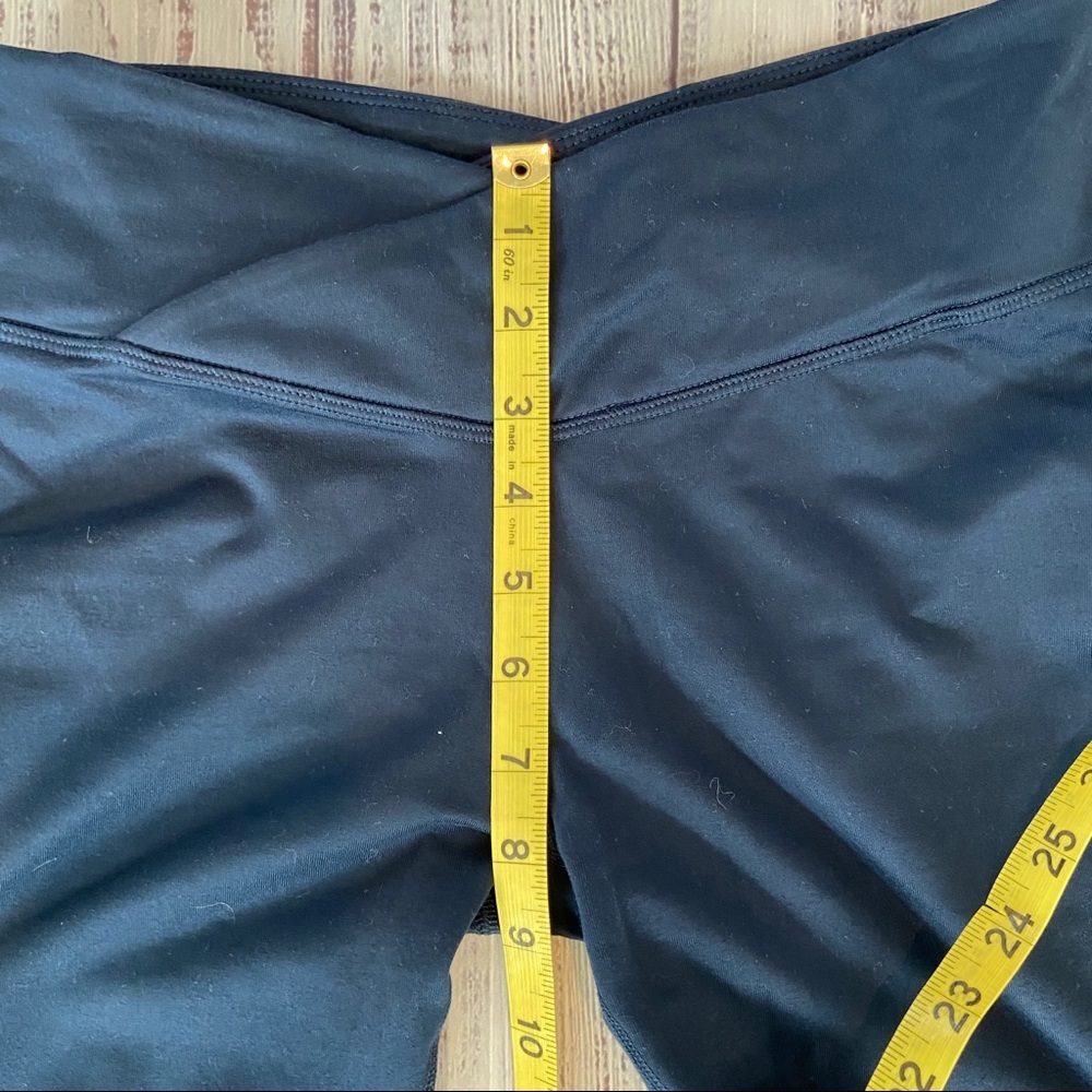 Fabletics Winn ll Powerhold Navy Blue Leggings.  Size XSmall. - Picture 9 of 14